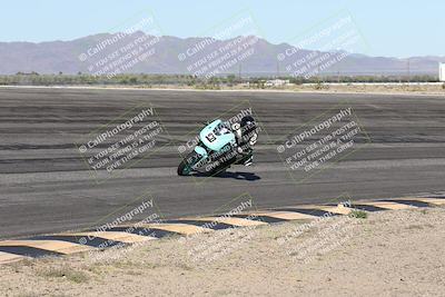 media/Jan-16-2026-CVMA Friday Practice (Fri) [[6f2bf47531]]/5-Racer 4-Trackday1/Session 2 (Bowl)/